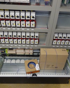 Switch cabinet for Broiler 124,5x11,5m